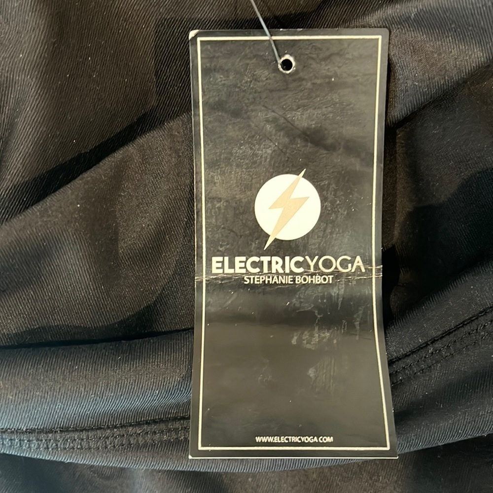 Electric Yoga Serena Sport Studio Leggings Mini Skirt Overlay Large New W/ Tags! — image 2 of 8